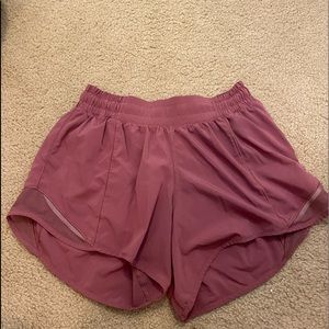 Lulu Lemon Hotty Hot Shorts 4 inch